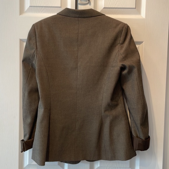 Beautiful tiny herringbone pattern blazer - Picture 5 of 5